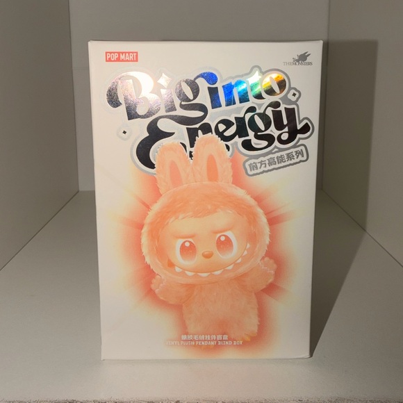 Pop Mart Big Into Energy - SERENITY - Picture 2 of 5